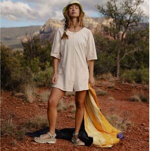 Sale!▪️Free People Hot Shot Tee Romper in Bleached Clay